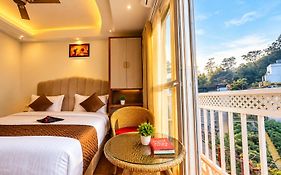 Check Inn Homes, Rishikesh Tapovan
